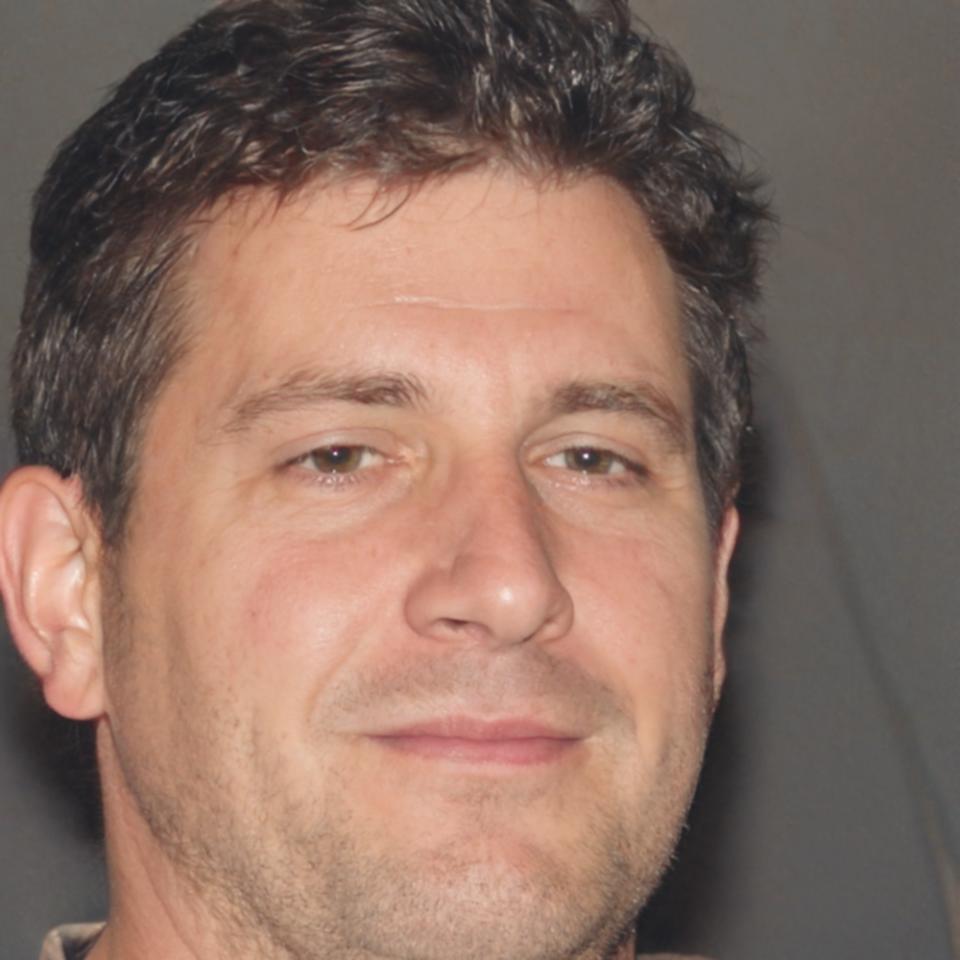 Porträt von Thorsten Kellermann, Geschäftsführer von pulsarivoex